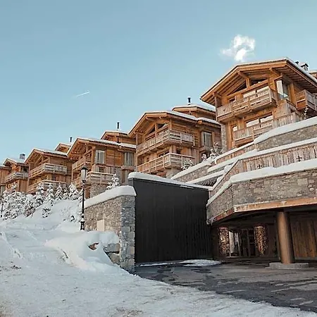 Ultima Hotel 5*